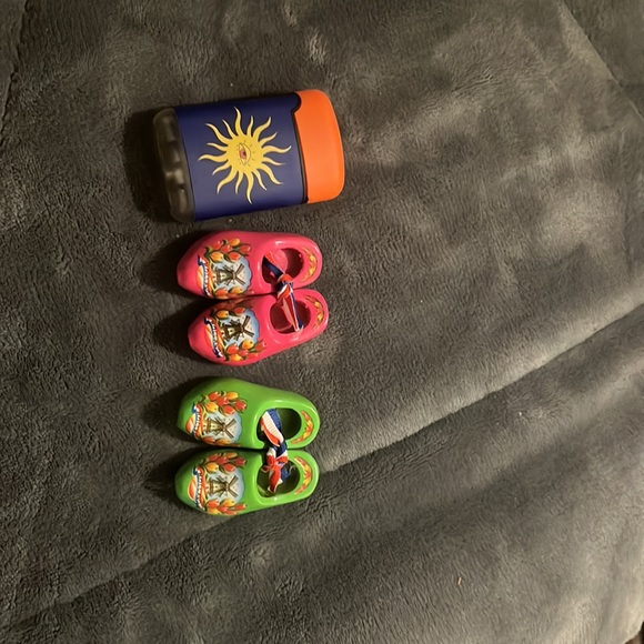 Mini Wooden clogs - Picture 3 of 3